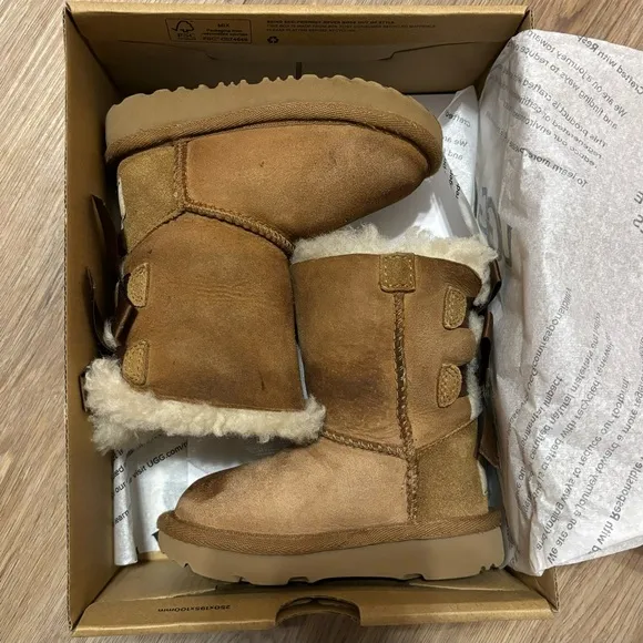 Ugg Boots Bailey Bow II Boots Chestnut Brown Tan Baby Toddler Girl Shoe Size 6