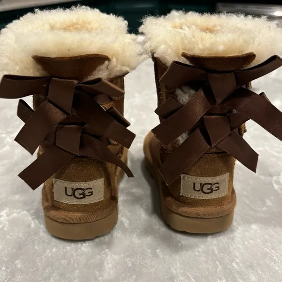 Ugg Boots Bailey Bow II Boots Chestnut Brown Tan Baby Toddler Girl Shoe Size 6