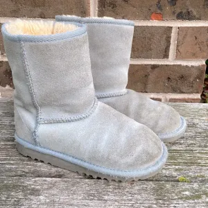 UGG boots girl SZ 12