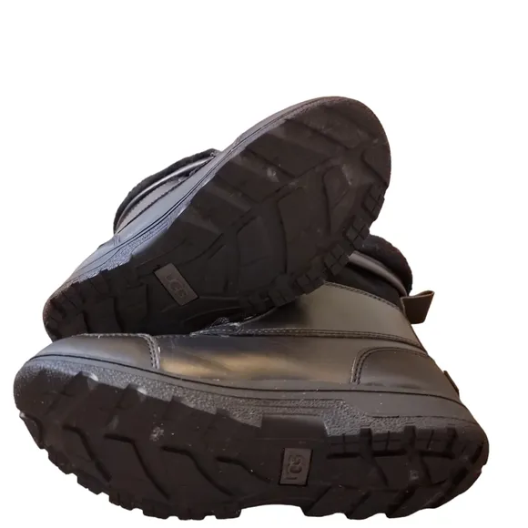 UGG Butte ll Waterproof winter boots