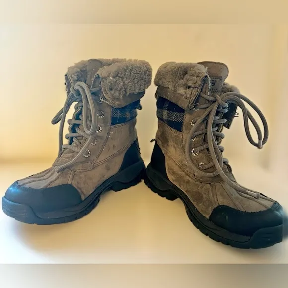 UGG Butte Sherpa Lined Winter Boots Sz 1