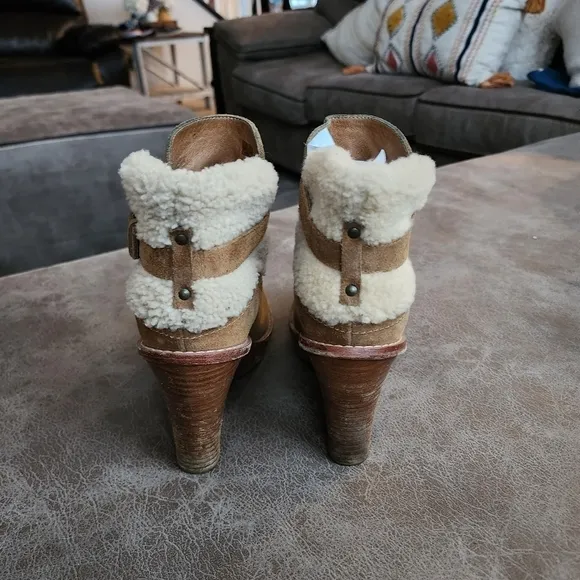 UGG® | Chestnut Anais Boot