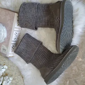 UGG  classic cardy gray women's knit long boots size 8