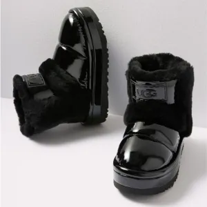 UGG CLASSIC‎ CHILLAPEAK SHINE WINTER BOOTS