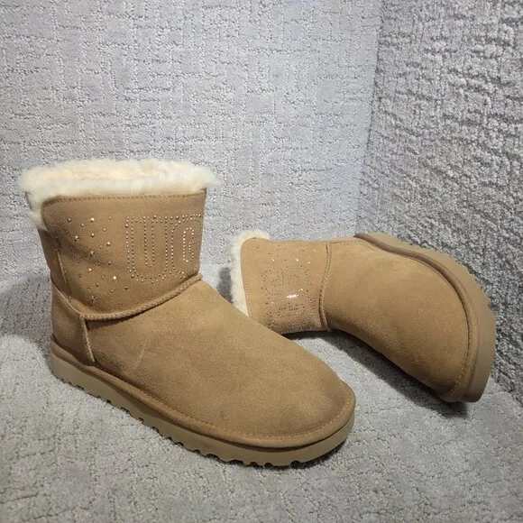 UGG Classic Gem Mini Women's Size 8 US Chestnut Suede Winter Boots 1125911