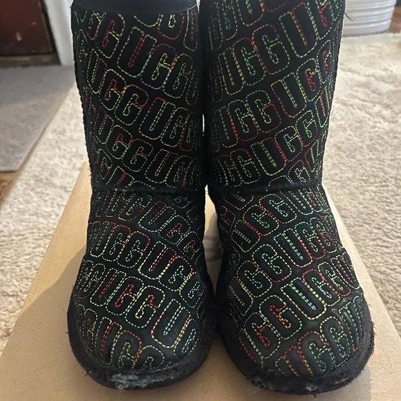Ugg classic winter boot