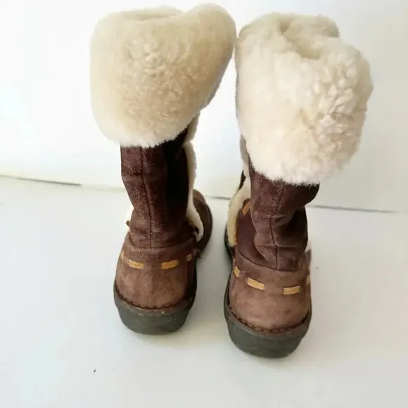 UGG Elijo 5674 Dark Brown Suede Sheepskin Lined Pull On Winter Boots