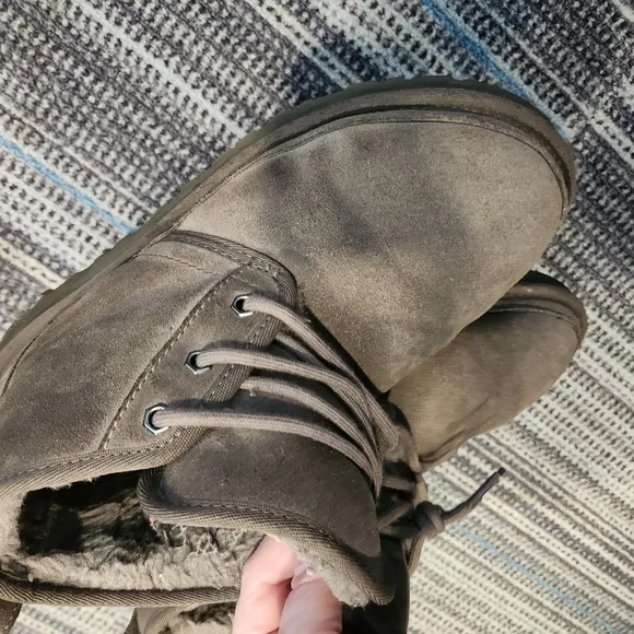 UGG Gray Chukka Boots Suede Sherpa Lined