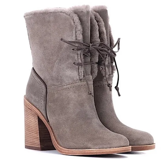 UGG Jerene Sheepskin Block heel winter boots