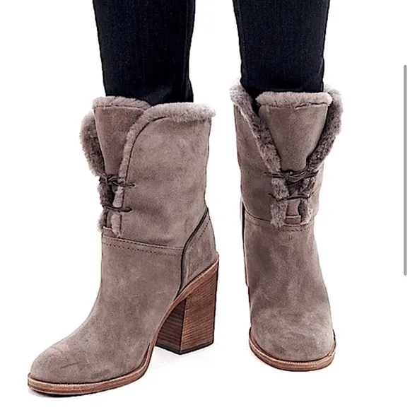 UGG Jerene Sheepskin Block heel winter boots
