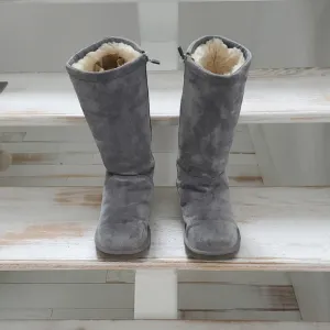 UGG Kenly  tall zip up 1890 Gray Winter Boots