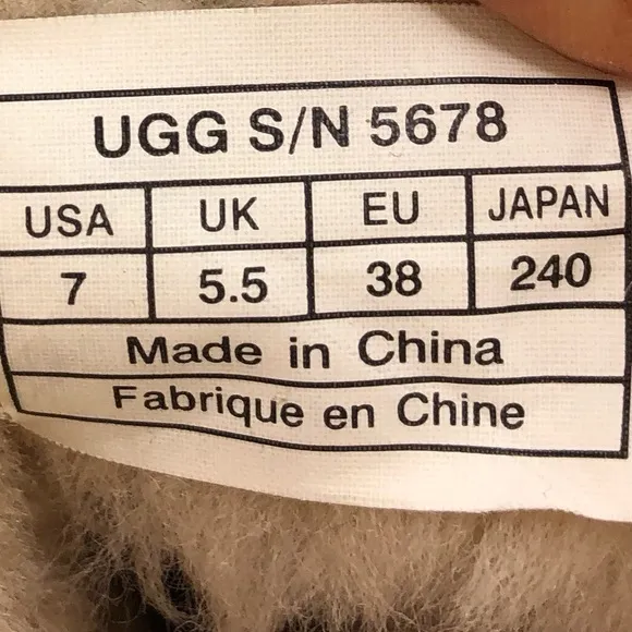 UGG Kensington Pull on Sheepskin Winter Boots 7