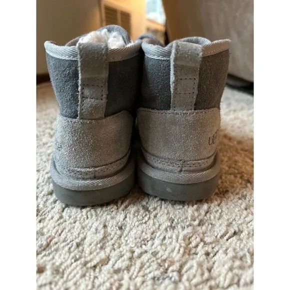 UGG Kids Neumel Chukka‎ Boot Suede Shearling Lined Gray Casual Shoes