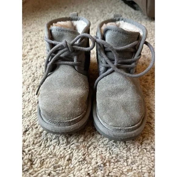 UGG Kids Neumel Chukka‎ Boot Suede Shearling Lined Gray Casual Shoes