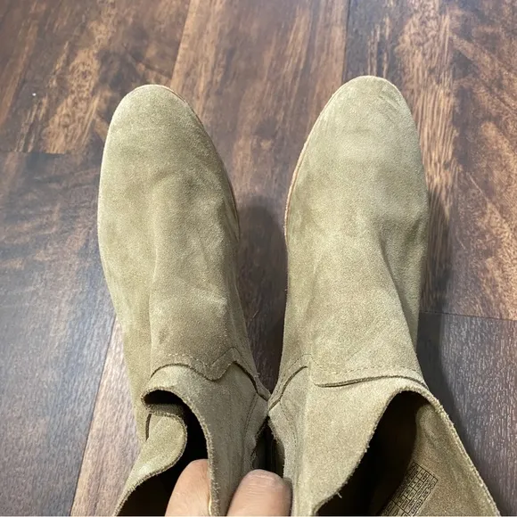 UGG Kingsburg Ankle Booties 7 Chestnut Taupe Tan Suede Boots Shoes
