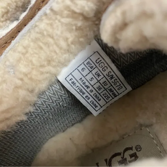 Ugg Leather Brown Sheepskin Lined Duck Boots Winter