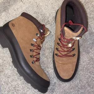 UGG Men's Brown Hiking Work Boots Padded Lace up Outdoor