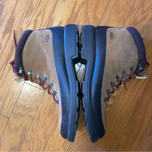 UGG Men's Brown Hiking Work Boots Padded Lace up Outdoor