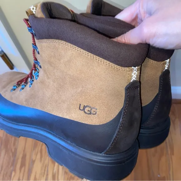 UGG Men's Brown Hiking Work Boots Padded Lace up Outdoor