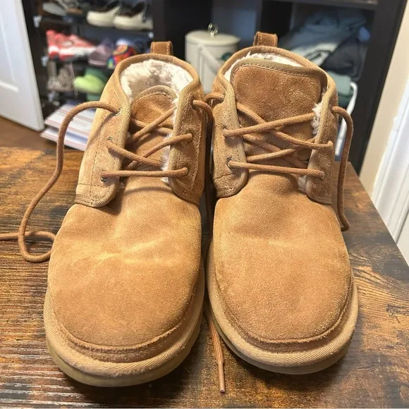 UGG Neumel Ankle Boots Mens Size 11 Chestnut Brown Leather.