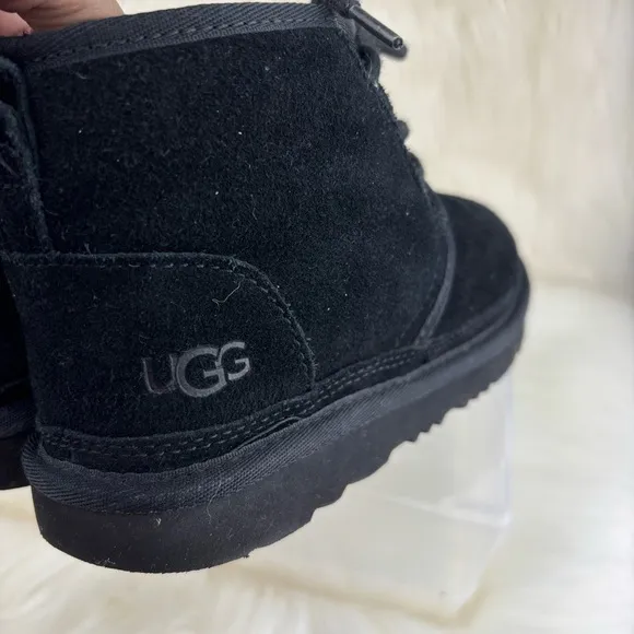 UGG NEUMEL CHUNKY WINTER ANKLE BOOTS SIZE 2 KIDS