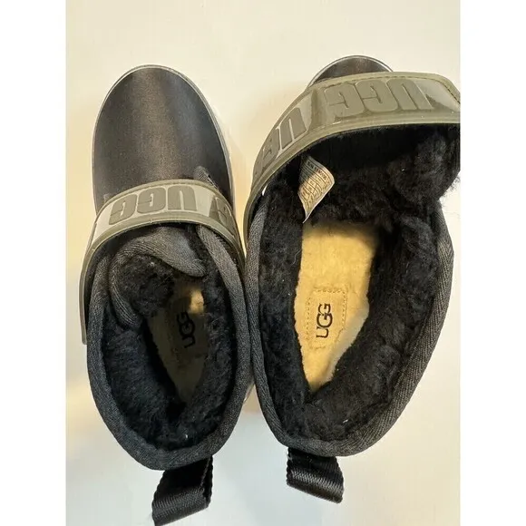 UGG Neumel Graphic Monogram Boots Womens Size 5 Black Casual Fashion NWOT