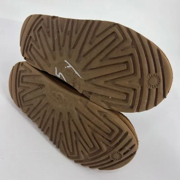 UGG Nuemel II Youth Kids 1 Chestnut Brown Suede Winter Boots