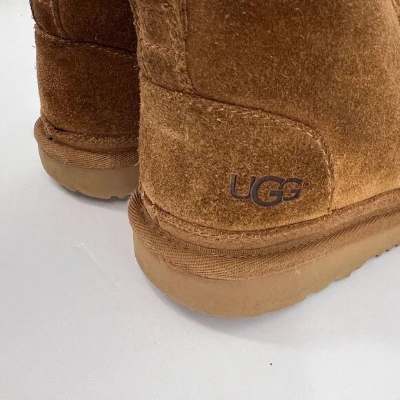 UGG Nuemel II Youth Kids 1 Chestnut Brown Suede Winter Boots