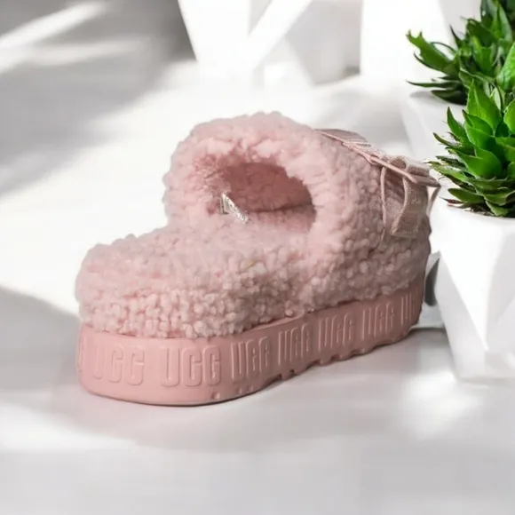🔥UGG Pink Fluffy Fluffita Slide Sandals🔥