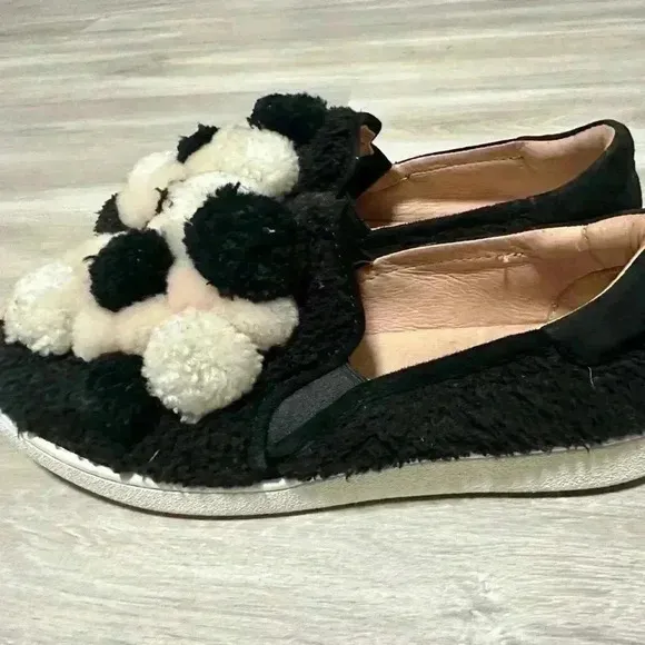 UGG RICCI POM POM WOMEN'S SLIP-ON SNEAKERS SHOES BLACK Size 7