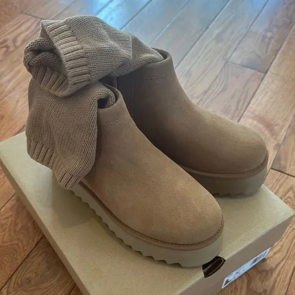 UGG Tan Winter Boots with Suede Finish and Chunky Sole