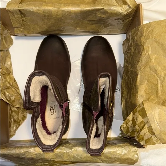 UGG Winter Boots Brown and Green for Rainy Days