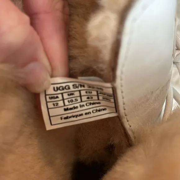 UGG Women's White and Tan Winter Boots