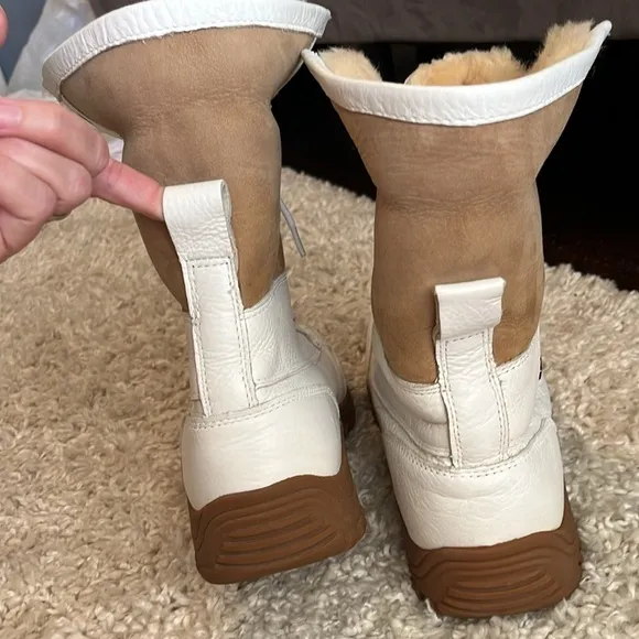 UGG Women's White and Tan Winter Boots
