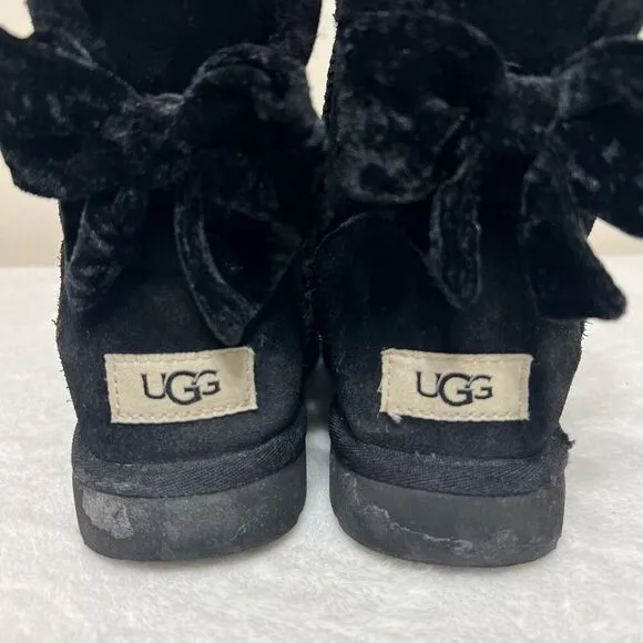 UGG Black Bailey Boots One Bow Detail Short 6 Women