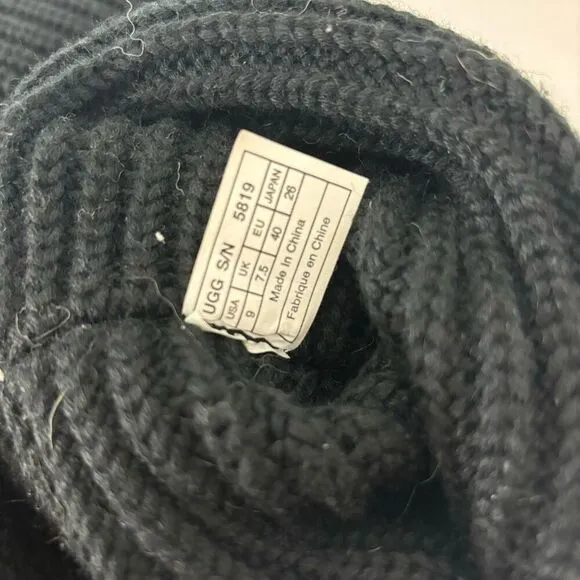 UGG Black Ribbed Sweater Cardi Button Tall Winter Boots Women's Size 9