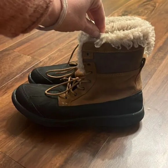 Ugg Unisex Kids Baxter Winter Boots Brown Lace Up 6