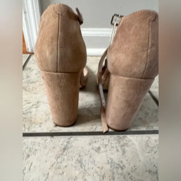 Unisa Round Toe Square Heel Mary Jane Shoes, size 9