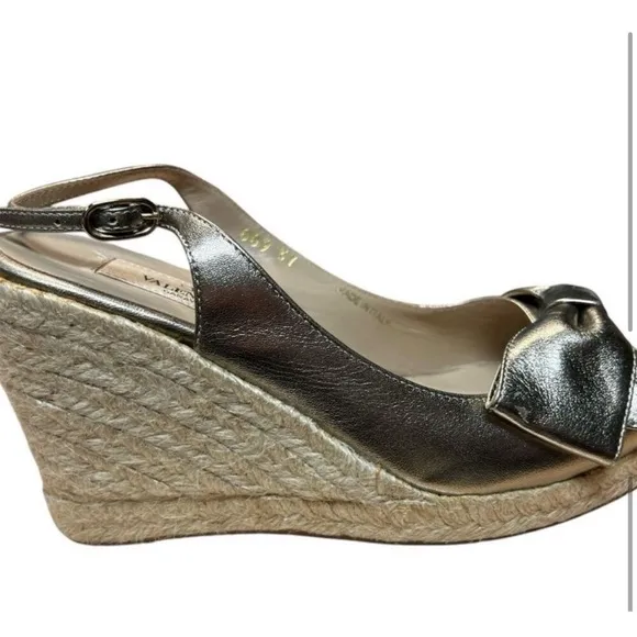 Valentino Garavani Women's Gold Espadrille Wedge Sandals Size 6.5 eu 37