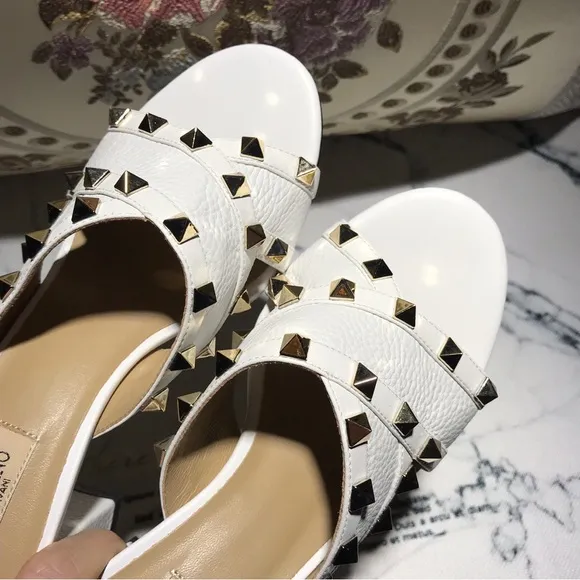 Valentino White Slide Sandals with Elegant Design
