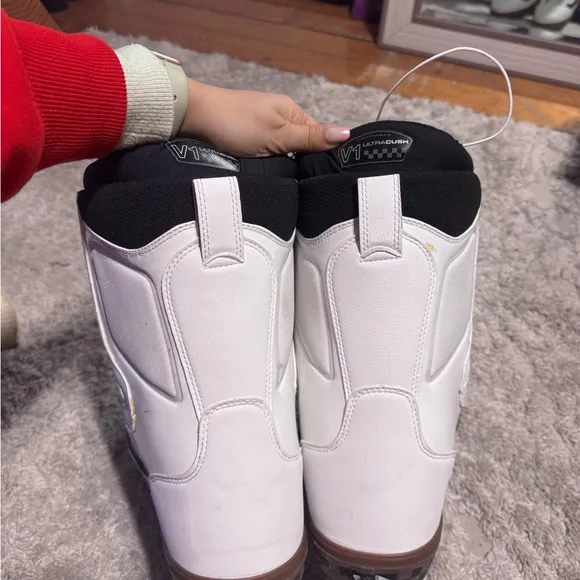 Vans Aura OG Snowboard Boots