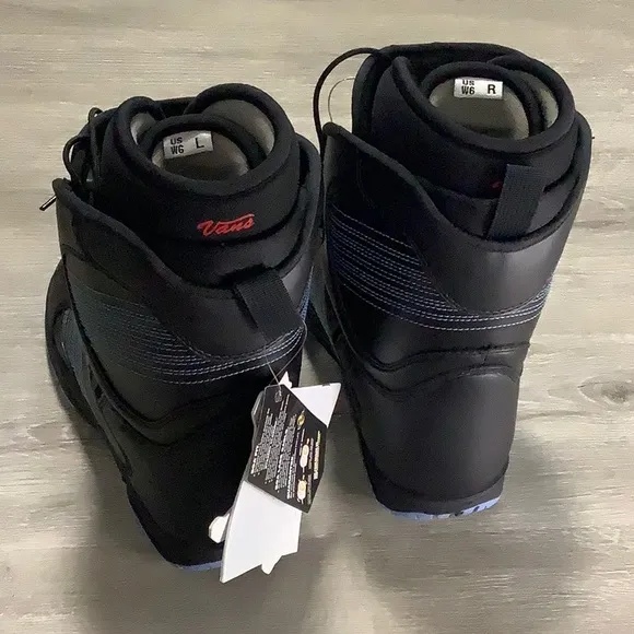 Vans Black and Blue Encore BOA snowboard binding Boots