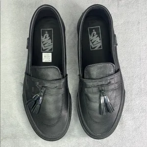 🔥🔥🔥Vans Black Leather Men's or Women’s Loafers Size: 7 M/8.5 W🔥🔥🔥