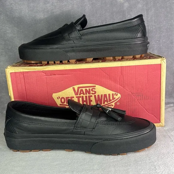 🔥🔥🔥Vans Black Leather Men's or Women’s Loafers Size: 7 M/8.5 W🔥🔥🔥