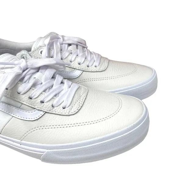VANS Gilbert Crockett Casual Shoes For Women White Leather Sneakers VN0A5JIFWWW