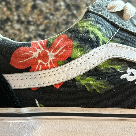 Vans Men's Black Jungle Print Suede Old Skool Sneakers