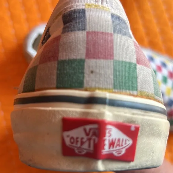 Vans off the wall checkered shoes sz12