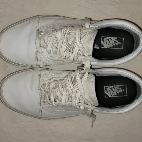 Vans sneakers white 100% leather shoes classic skater shoes sz 11