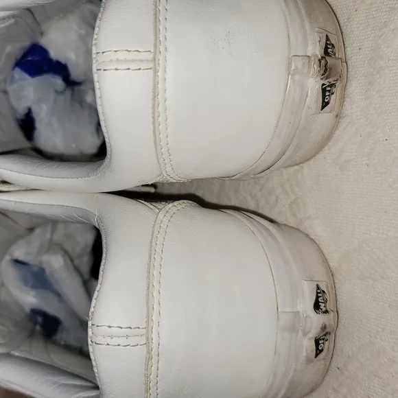 Vans sneakers white 100% leather shoes classic skater shoes sz 11