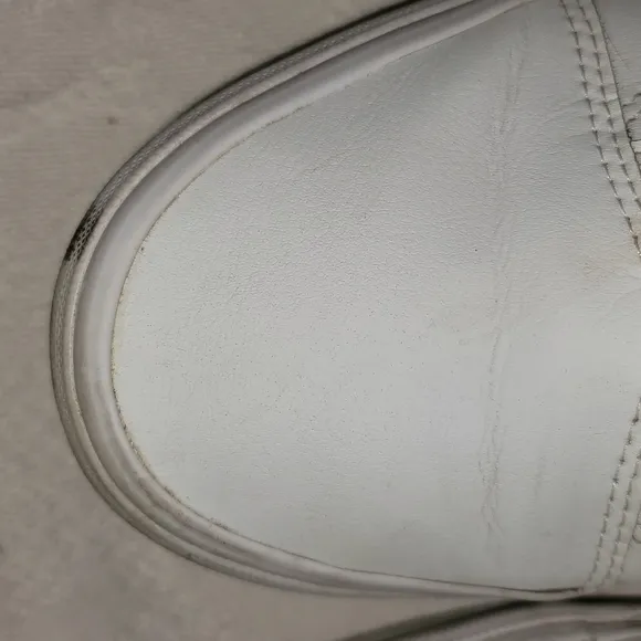 Vans sneakers white 100% leather shoes classic skater shoes sz 11